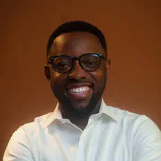 聆聽 D'ELECT、觀看音樂影片、閱讀小傳、查看巡演日期等！