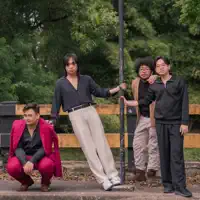 Ouve undefined, vê vídeos de música, lê a biografia, vê as datas da digressão e muito mais!