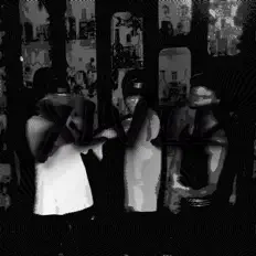 HØPELESS सुनें, म्यूज़िक वीडियो देखें, बायो पढ़ें, दौरे की तारीखें और बहुत कुछ देखें!