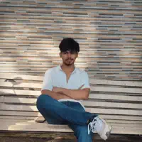 收听 undefined、观看音乐视频、阅读小传、查看巡演日期等 ！