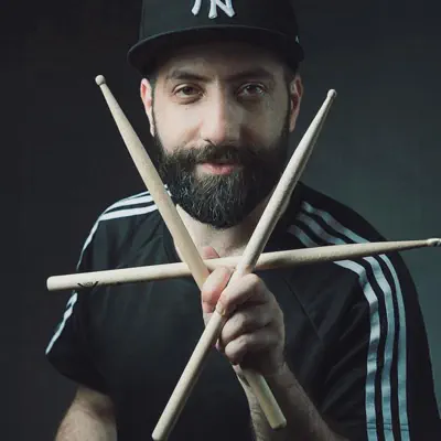 Listen to Elvin Bashirov, watch music videos, read bio, see tour dates & more!