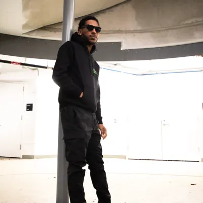 Listen to Lul Nino, watch music videos, read bio, see tour dates & more!