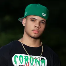 Ascolta YAN X, guarda video musicali, leggi la biografia, vedi le date del tour & altro!