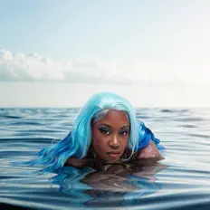 收听 Mahogany 143、观看音乐视频、阅读小传、查看巡演日期等 ！