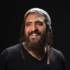 Ascolta אביעד, guarda video musicali, leggi la biografia, vedi le date del tour & altro!