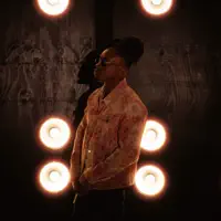 Dengarkan undefined, tonton video musik, baca bio, lihat tanggal tur & lainnya!