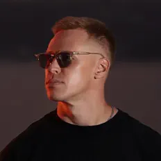 聆聽 Alex Spite、觀看音樂影片、閱讀小傳、查看巡演日期等！