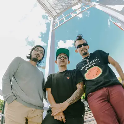 Listen to Megatruh Soundsystem, watch music videos, read bio, see tour dates & more!