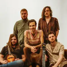 Ascolta The Way Down Wanderers, guarda video musicali, leggi la biografia, vedi le date del tour & altro!