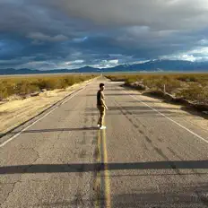 Escucha a Jon Castillo, mira videos musicales, lee su biografía, consulta las fechas de las gira y más.