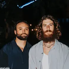 Ascolta Elliot Vast, guarda video musicali, leggi la biografia, vedi le date del tour & altro!