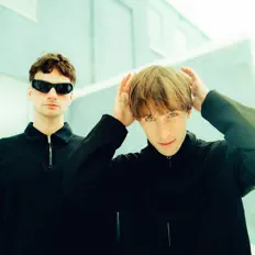 Luister naar nonne, bekijk muziekvideo's, lees de bio, bekijk de tourdata, en meer!