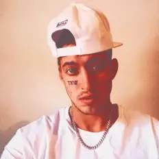 Ακούστε περιεχόμενο από Lil Cory, παρακολουθήστε μουσικά βίντεο, διαβάστε το βιογραφικό, δείτε ημερομηνίες περιοδείας, και πολλά ακόμη!