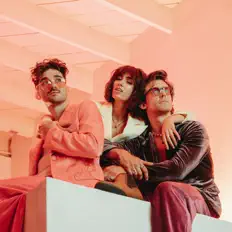 Ascolta thxbby, guarda video musicali, leggi la biografia, vedi le date del tour & altro!