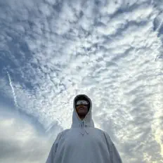 Escucha a manlikekore, mira videos musicales, lee su biografía, consulta las fechas de las gira y más.