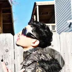 JONAHVCRを聴いたり、ミュージックビデオを鑑賞したり、経歴やツアー日程などを確認したりしましょう！