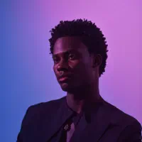 Ascolta undefined, guarda video musicali, leggi la biografia, vedi le date del tour & altro!