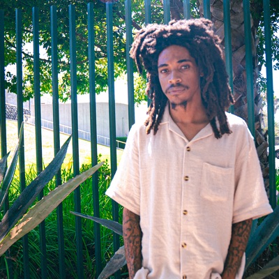 Listen to Ace Cosgrove, watch music videos, read bio, see tour dates & more!