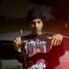 Poslechněte si interpreta payrollcel, sledujte hudební videa, přečtěte si životopis, podívejte se na data turné a další informace.