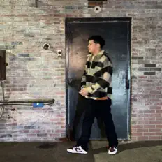 聆聽 Dannylondvn、觀看音樂影片、閱讀小傳、查看巡演日期等！
