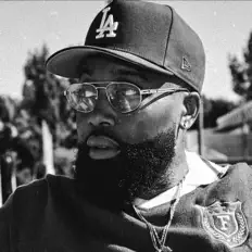 Escucha a Kenyon Dixon, mira videos musicales, lee su biografía, consulta las fechas de las gira y más.