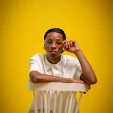 DEEJAY ANDRIを聴いたり、ミュージックビデオを鑑賞したり、経歴やツアー日程などを確認したりしましょう！