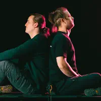 Ascolta undefined, guarda video musicali, leggi la biografia, vedi le date del tour & altro!