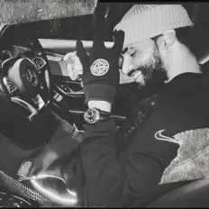 RAJAを聴いたり、ミュージックビデオを鑑賞したり、経歴やツアー日程などを確認したりしましょう！