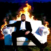 Hör dir undefined an, schau dir Musikvideos an, lies die Biografie, finde Tourdaten und mehr!