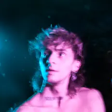 Ascolta M!ch, guarda video musicali, leggi la biografia, vedi le date del tour & altro!