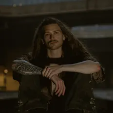 收听 ST1CKY、观看音乐视频、阅读小传、查看巡演日期等 ！