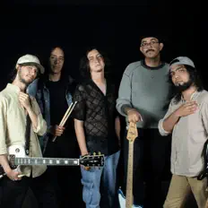 Vitela: песни, клипы, биография, даты выступлений и многое другое.