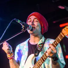 收听 The Chris Ruben Band、观看音乐视频、阅读小传、查看巡演日期等 ！