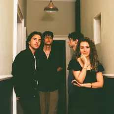 Escucha a Fright Years, mira videos musicales, lee su biografía, consulta las fechas de las gira y más.