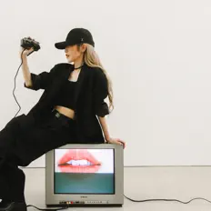 Listen to Arche, watch music videos, read bio, see tour dates & more!