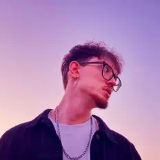 Listen to Sunset Løver, watch music videos, read bio, see tour dates & more!