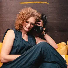 Posłuchaj wykonawcy Becky Buller, obejrzyj teledyski, przeczytaj biografię, zobacz daty tras koncertowych i nie tylko!