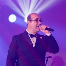 Escucha a Elias Lopez Gutierrez, mira videos musicales, lee su biografía, consulta las fechas de las gira y más.