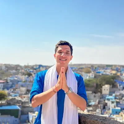 Listen to Vrindavan Das, watch music videos, read bio, see tour dates & more!