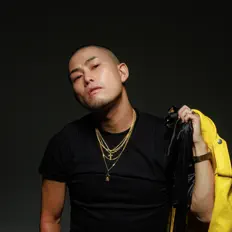 收听 Disry、观看音乐视频、阅读小传、查看巡演日期等 ！
