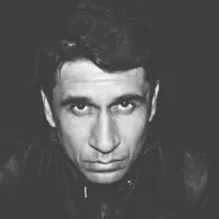 Ascolta undefined, guarda video musicali, leggi la biografia, vedi le date del tour & altro!