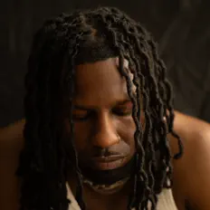 Poslechněte si interpreta Brandon Tarell, sledujte hudební videa, přečtěte si životopis, podívejte se na data turné a další informace.