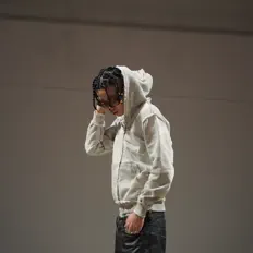 Ascolta Young K, guarda video musicali, leggi la biografia, vedi le date del tour & altro!