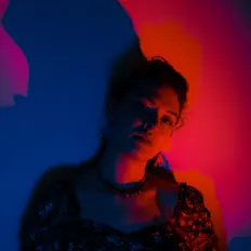 Listen to Oriana Setz, watch music videos, read bio, see tour dates & more!