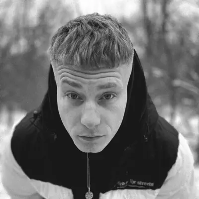 Listen to SINITSA, watch music videos, read bio, see tour dates & more!