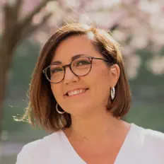 Dengarkan Jeanette Alfredsson, tonton video musik, baca bio, lihat tanggal tur & lainnya!