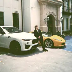 Listen to Noah Neumann, watch music videos, read bio, see tour dates & more!