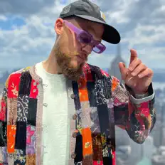 Max Buettner을(를) 듣고, 뮤직 비디오를 보고, 약력을 읽고, 투어 일정 등을 확인하세요!