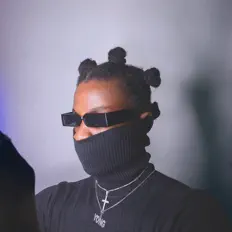 Ouve Gerson Yong, vê vídeos de música, lê a biografia, vê as datas da digressão e muito mais!