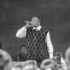 收听 Joé Hardem's、观看音乐视频、阅读小传、查看巡演日期等 ！